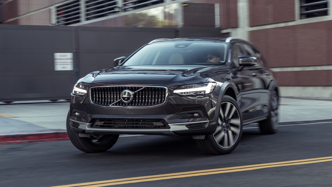 2025 Volvo Cars: What's New With the S60, V60, S90, and V90